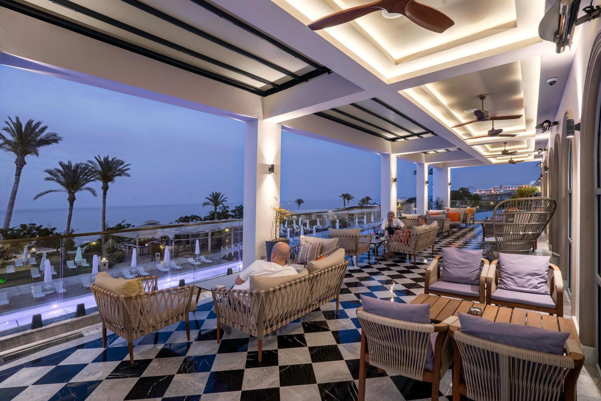 קיירניה Merit Park Hotel Casino & Spa מראה חיצוני תמונה